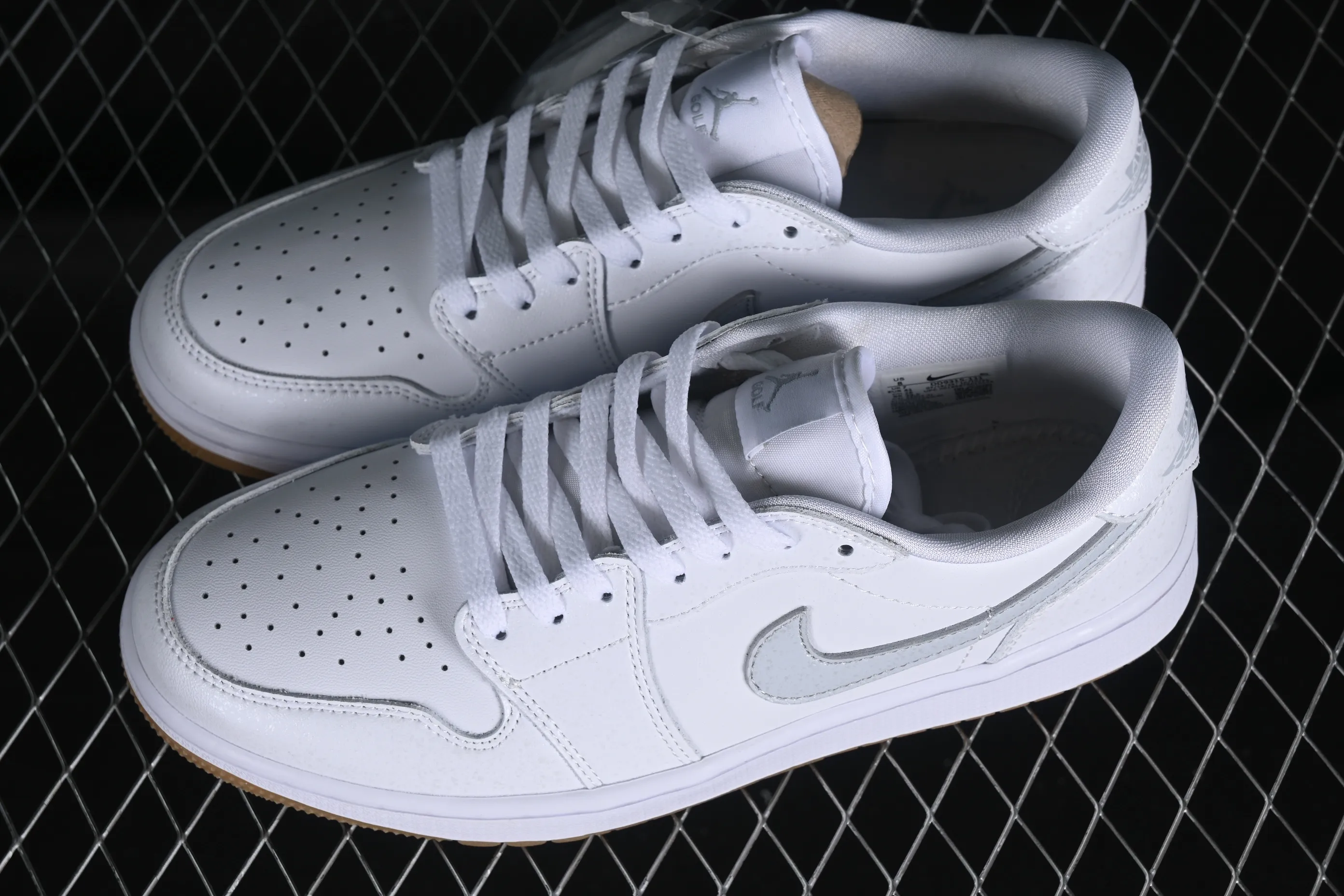 All categories Air Jordan Jordan series basketball shoes Air Jordan 1 Low Z version Air Jordan 1 Low Golf J1 Joe 1 new golf version Raw rubber white DD9315-111